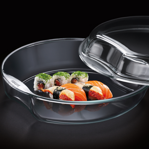 2.5 Litre oval glass casserole with lid