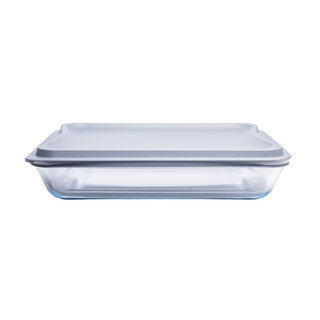 3.5 Litre Rectangular Glass Casserole With Grey Plastic Lid