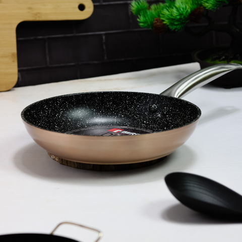 24Cm forged frying pan 